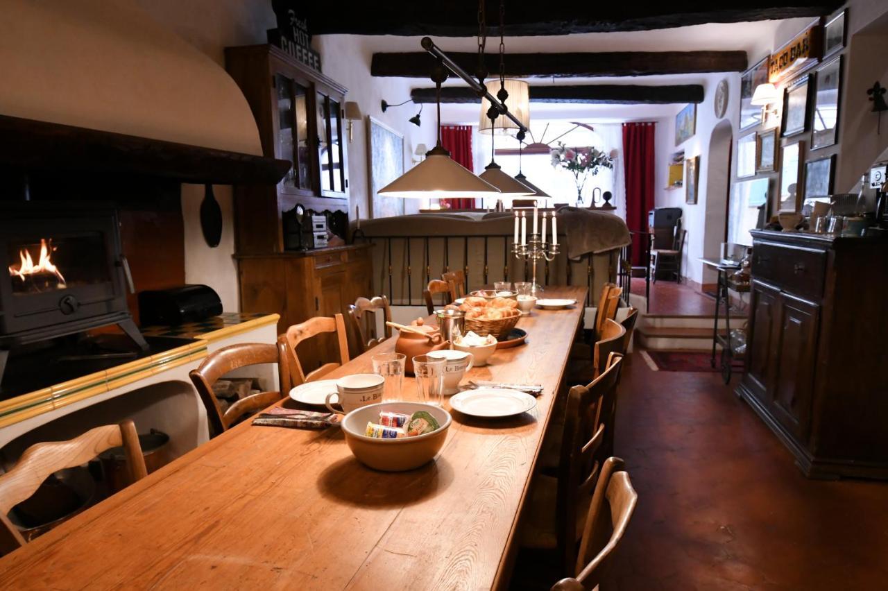 Bed and Breakfast La Cachette Du Comte Montfort-sur-Argens Exteriér fotografie