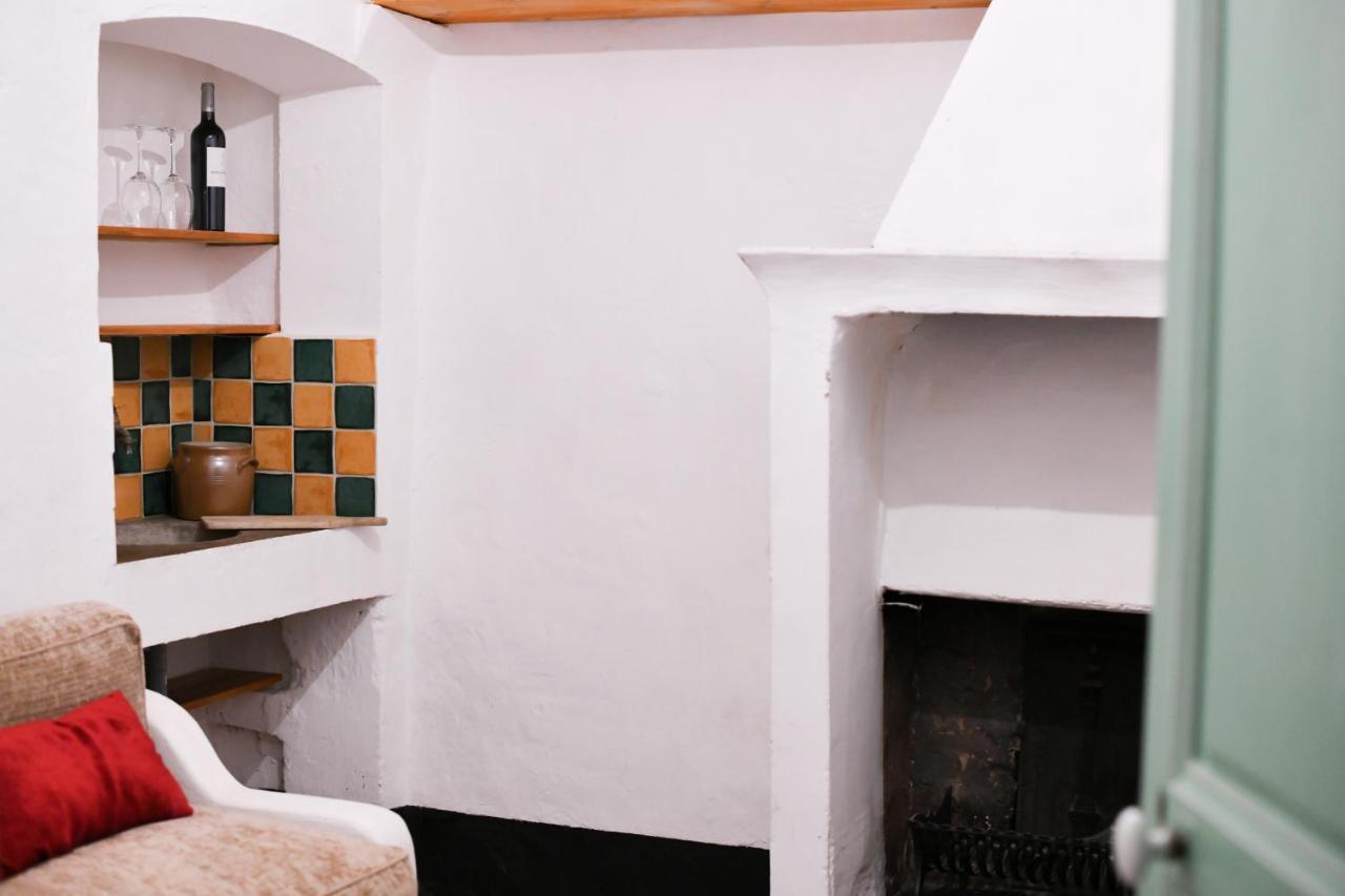 Bed and Breakfast La Cachette Du Comte Montfort-sur-Argens Exteriér fotografie