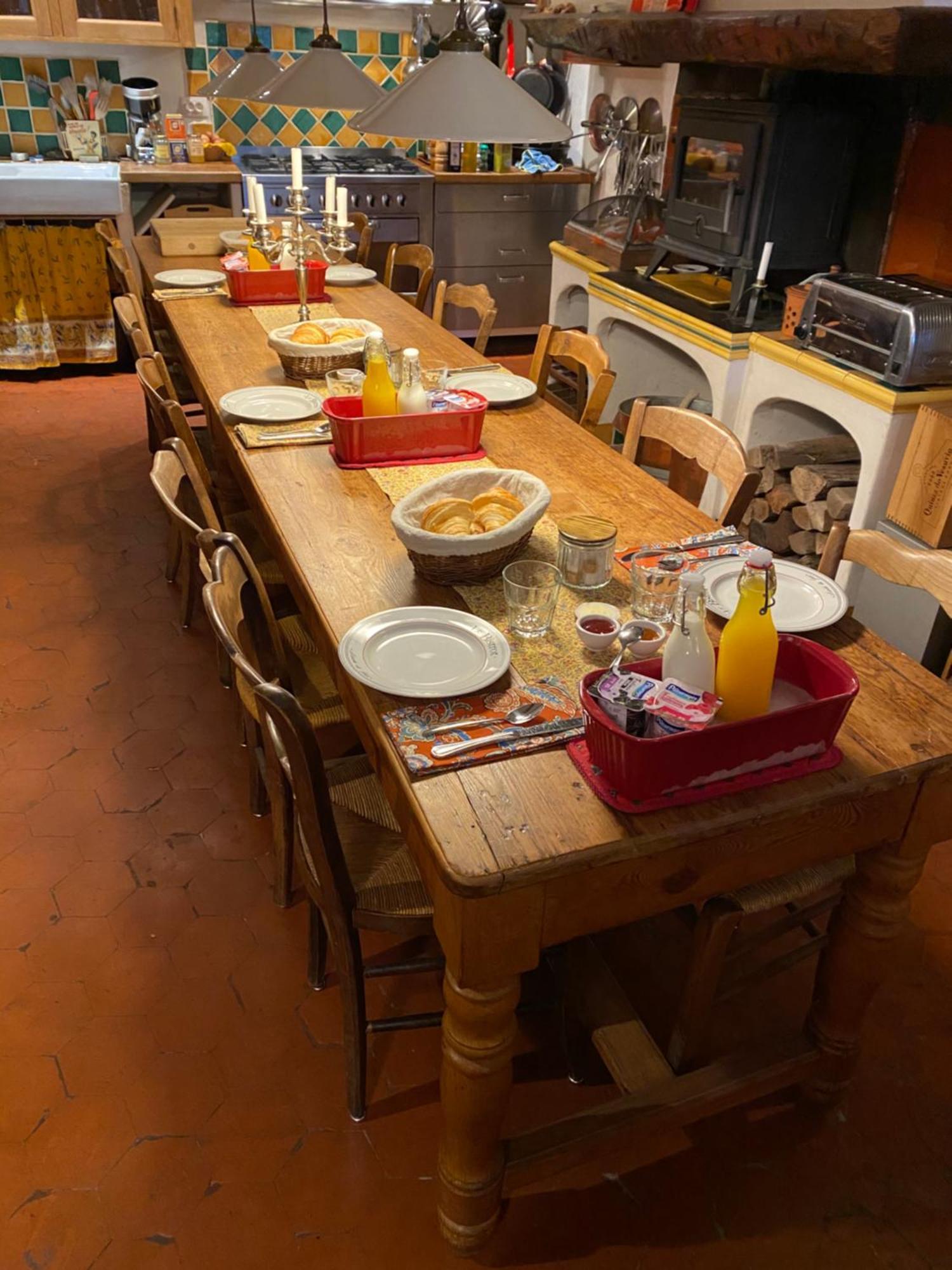 Bed and Breakfast La Cachette Du Comte Montfort-sur-Argens Exteriér fotografie